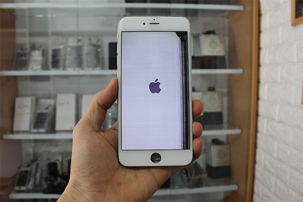 Đang có giá rẻ như cho, khách Việt có nên mua iPhone 6S cũ trong năm 2022?